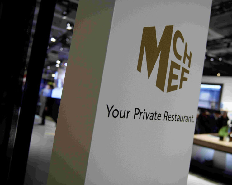 Logo auf einer Säule der Messe IFA 2018